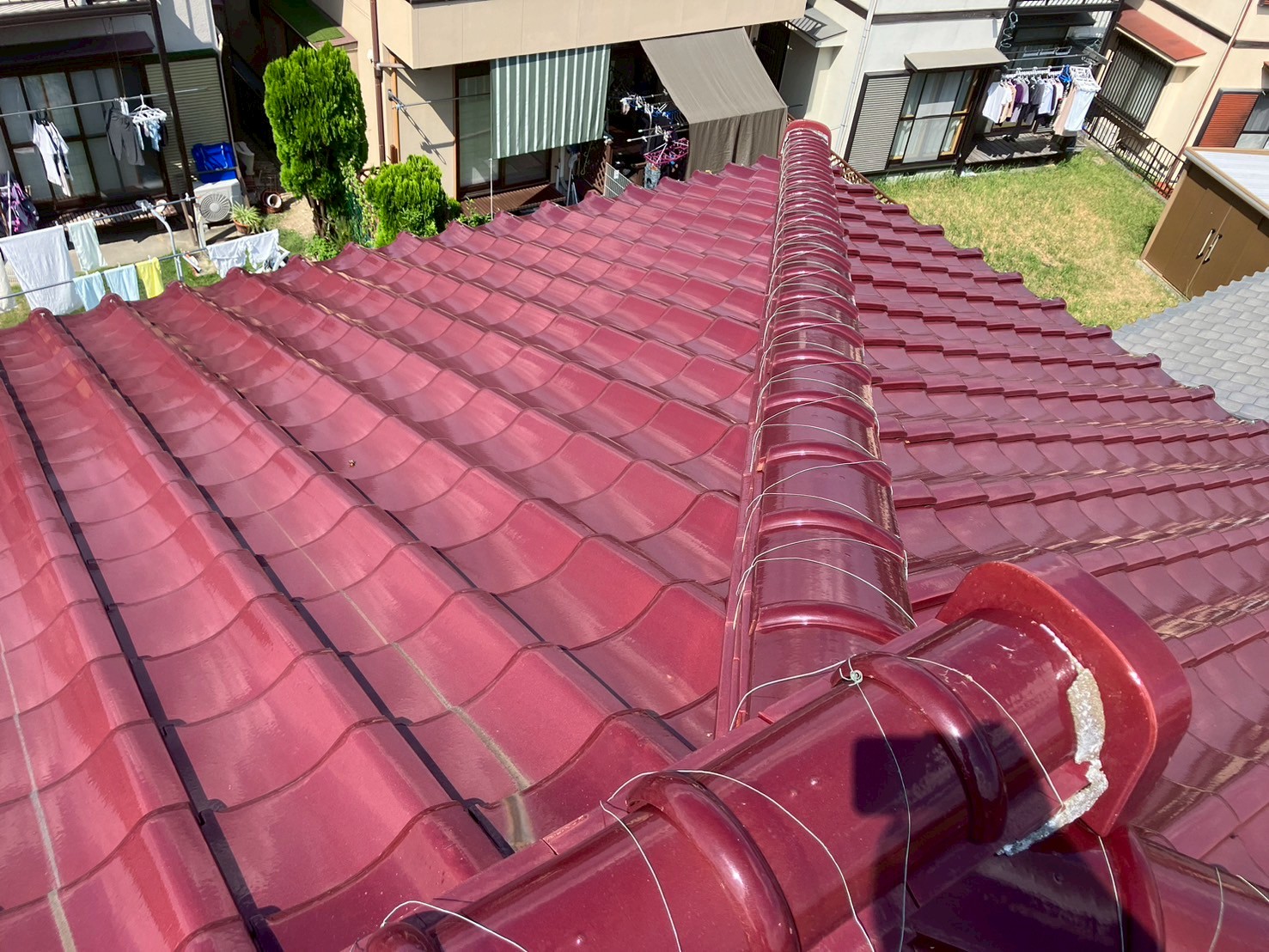 名古屋市千種区｜瓦屋根の点検で漆喰の劣化を発見！カビが生え、半分くらいが剥がれていました
